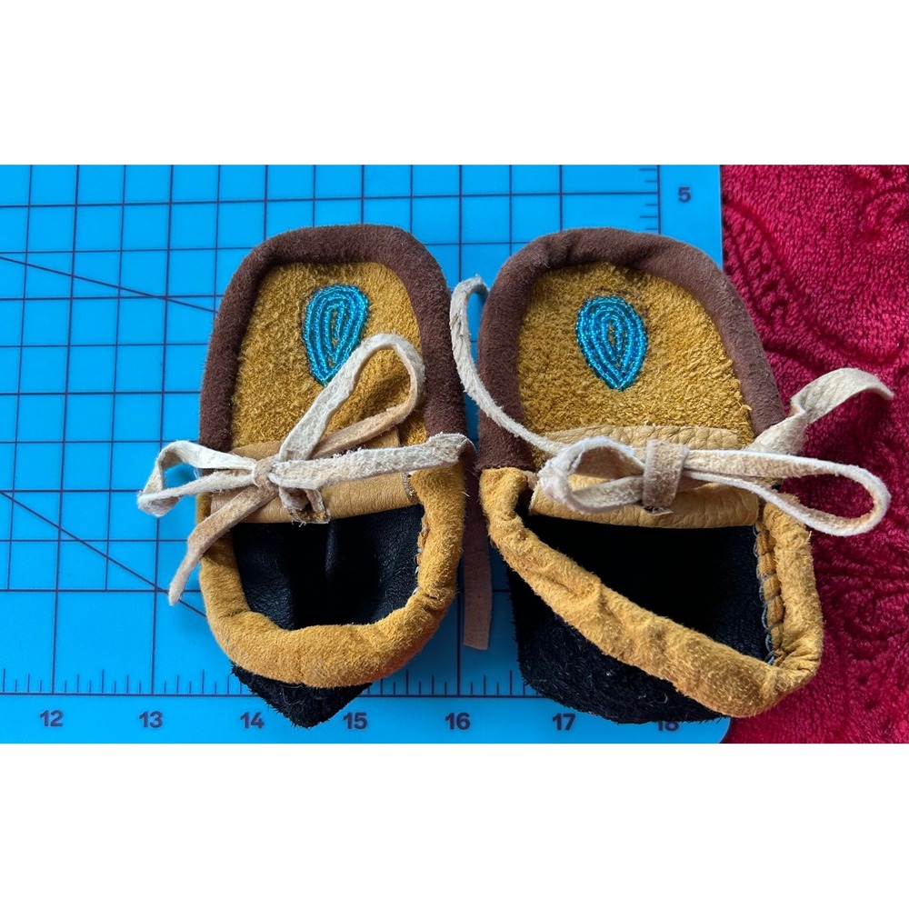 Hand Made Beaded Leather Baby‎ Moccasins Booties sz 4 one of a kind